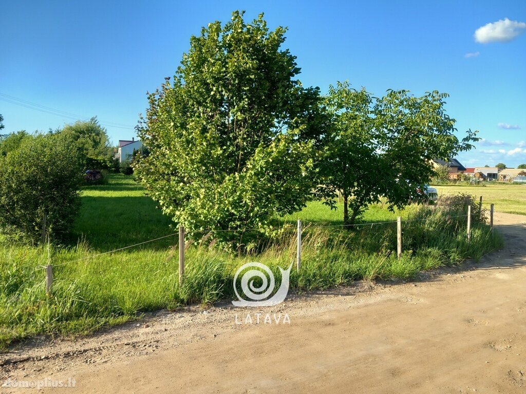 Parduodamas sklypas Kaune