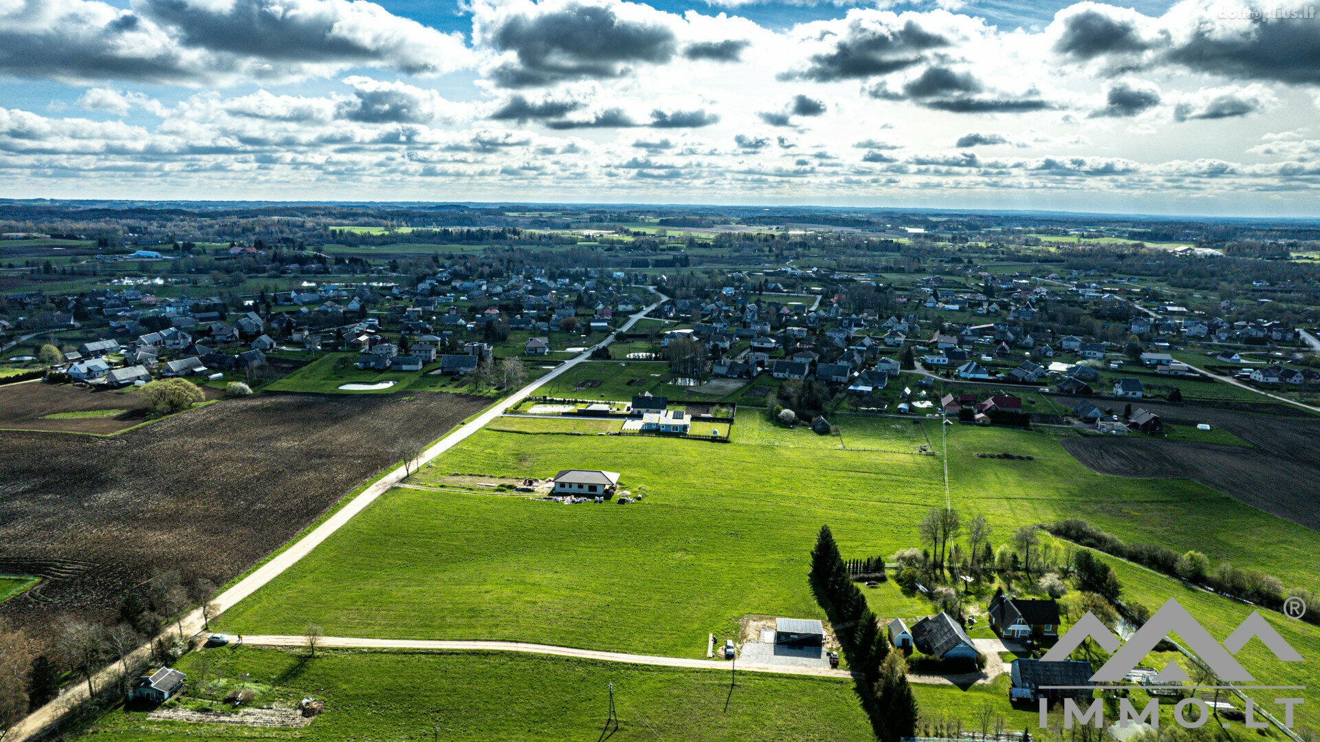 Parduodamas sklypas Plungės rajono sav., Babrunge, Laukų g.