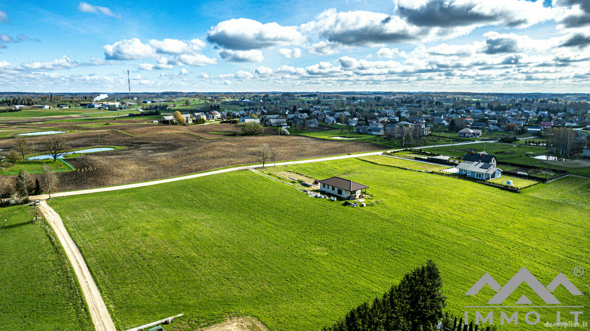 Land for sale Plungės rajono sav., Babrunge, Laukų g.