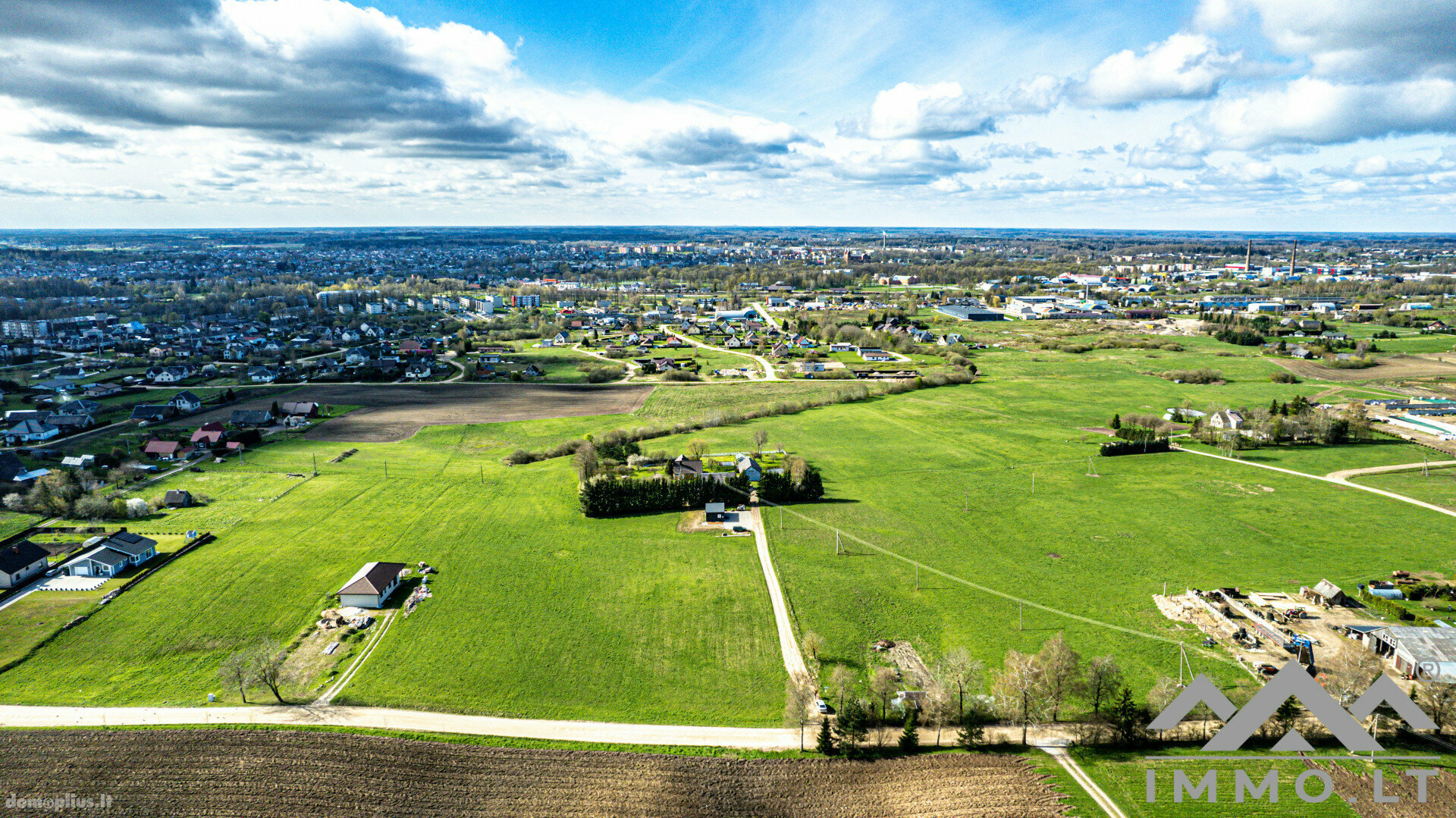 Parduodamas sklypas Plungės rajono sav., Babrunge, Laukų g.