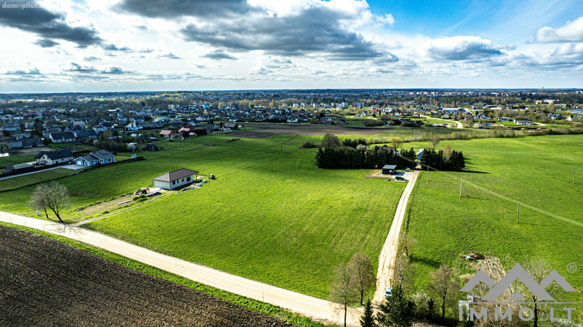 Parduodamas sklypas Plungės rajono sav., Babrunge, Laukų g.