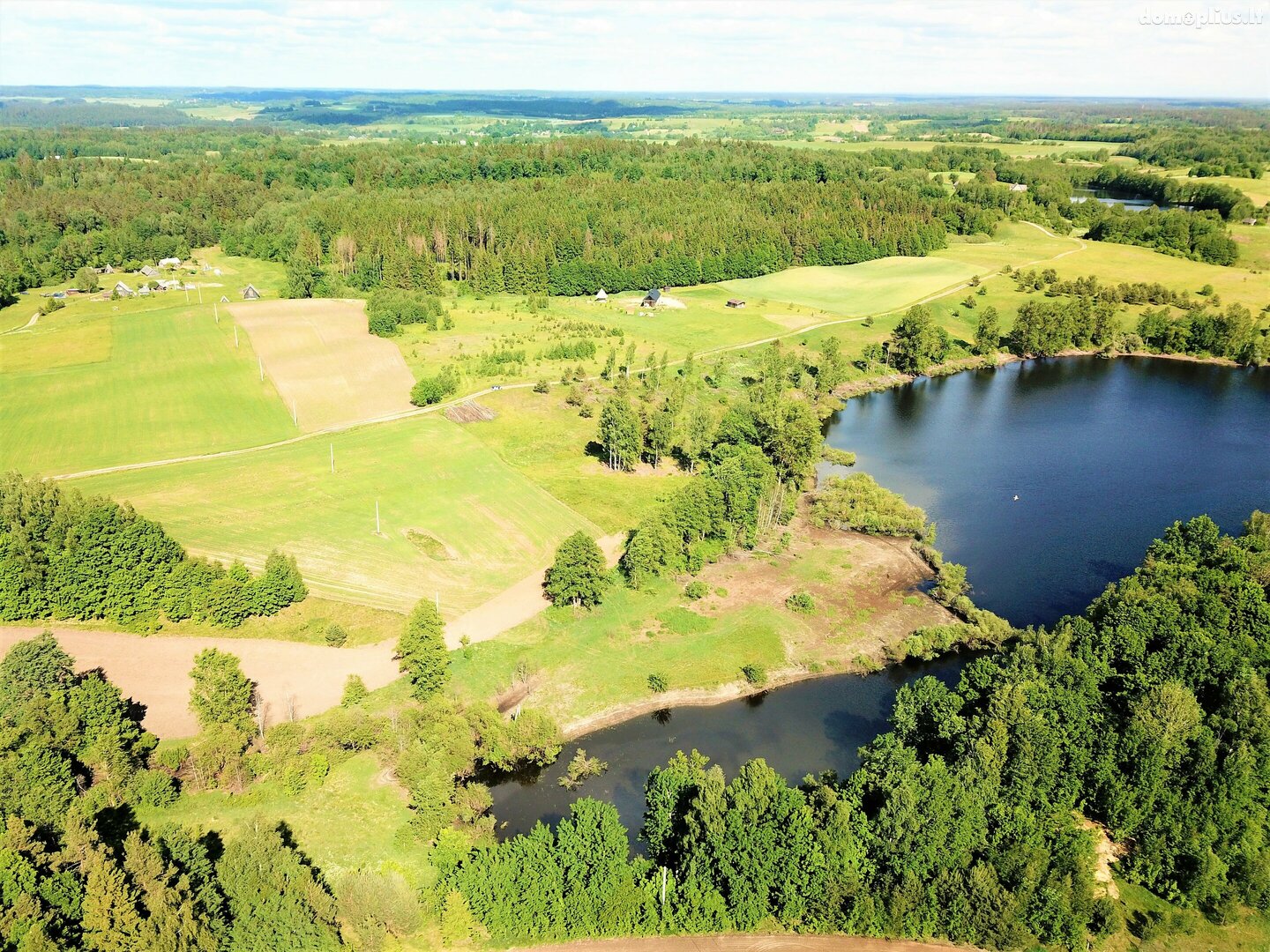 Parduodamas sklypas Trakų rajono sav., Raipolyje