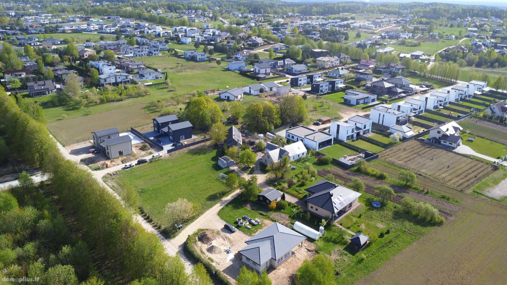 Parduodamas sklypas Vilniuje, Bajoruose