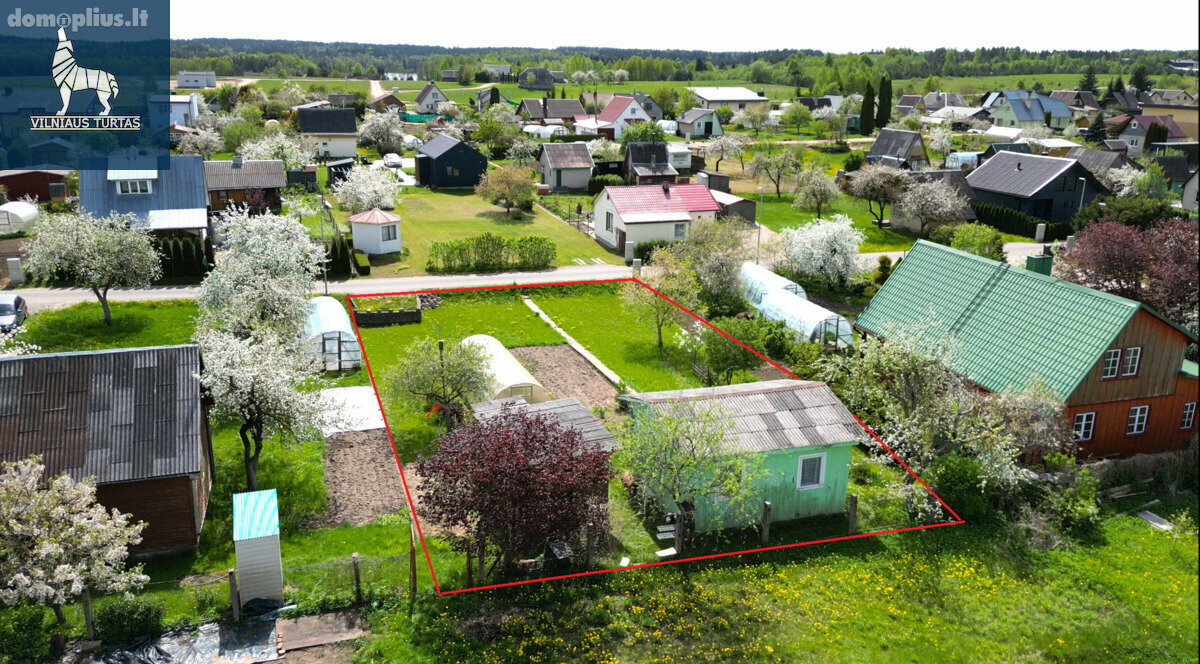 Участок Molėtų rajono sav., Molėtuose, Braškių g.