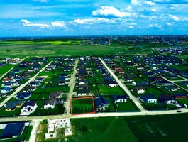 Sklypas Šiaulių rajono sav., Dainos, Tautinių g.