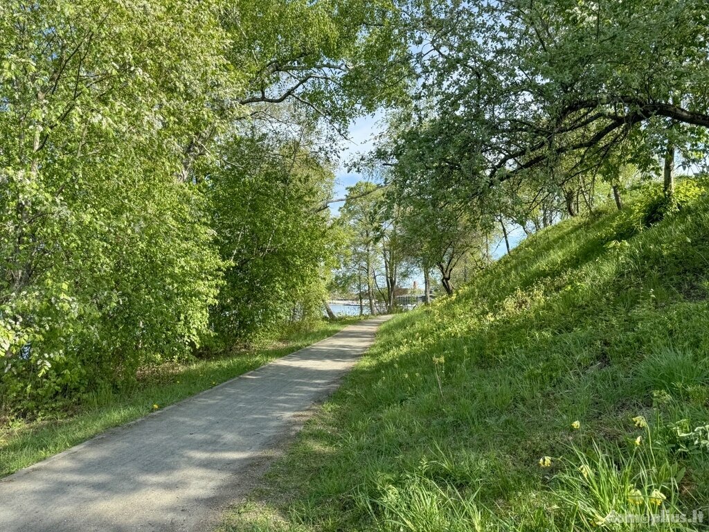 Parduodamas sklypas Trakų rajono sav., Trakuose, Karaimų skg.