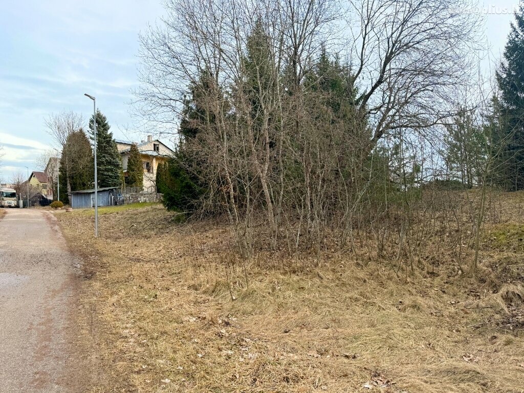 Parduodamas sklypas Trakų rajono sav., Trakuose, S. Nėries g.