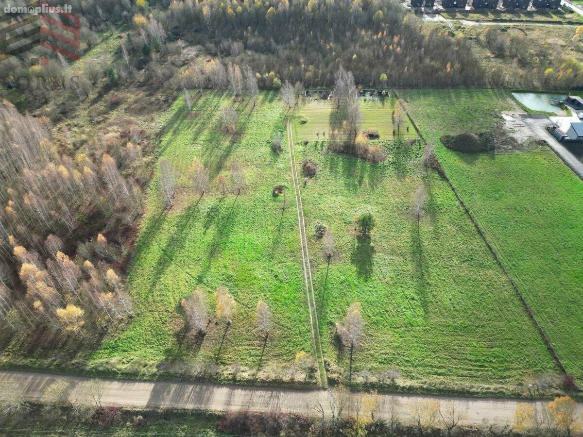 Parduodamas sklypas Vilniuje, Salininkuose, Meilės Lukšienės g.