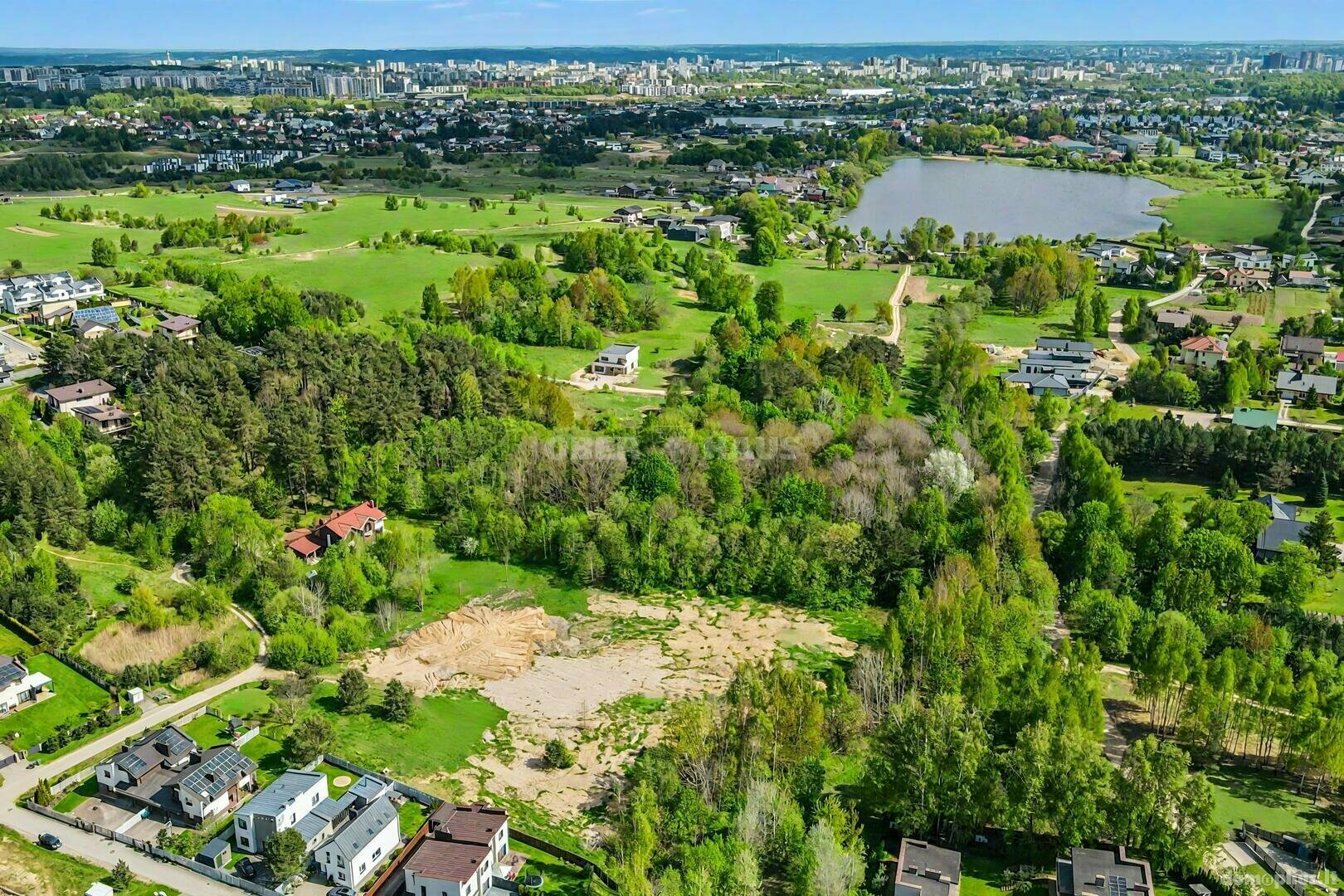 Участок Vilniaus rajono sav., Gilužiuose