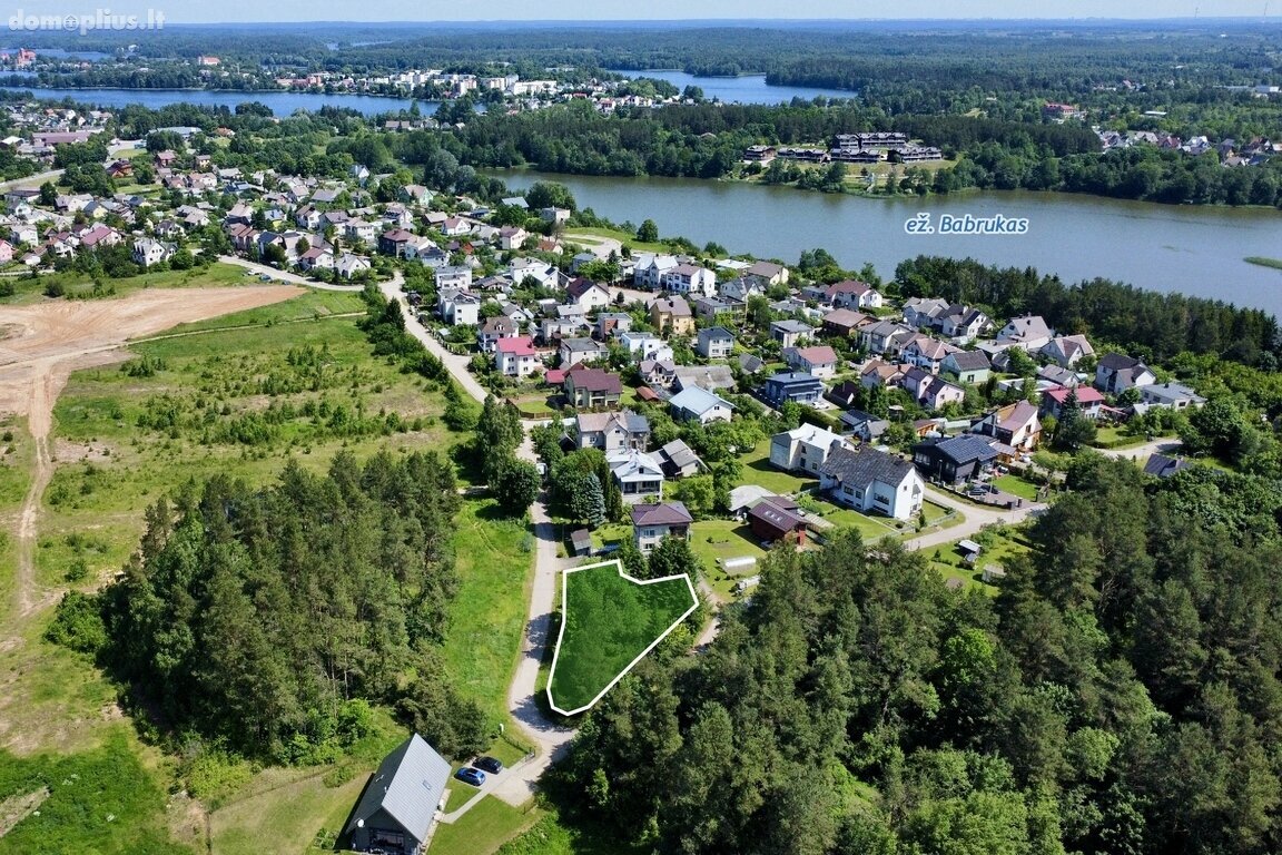 Участок Trakų rajono sav., Trakuose, S. Nėries g.