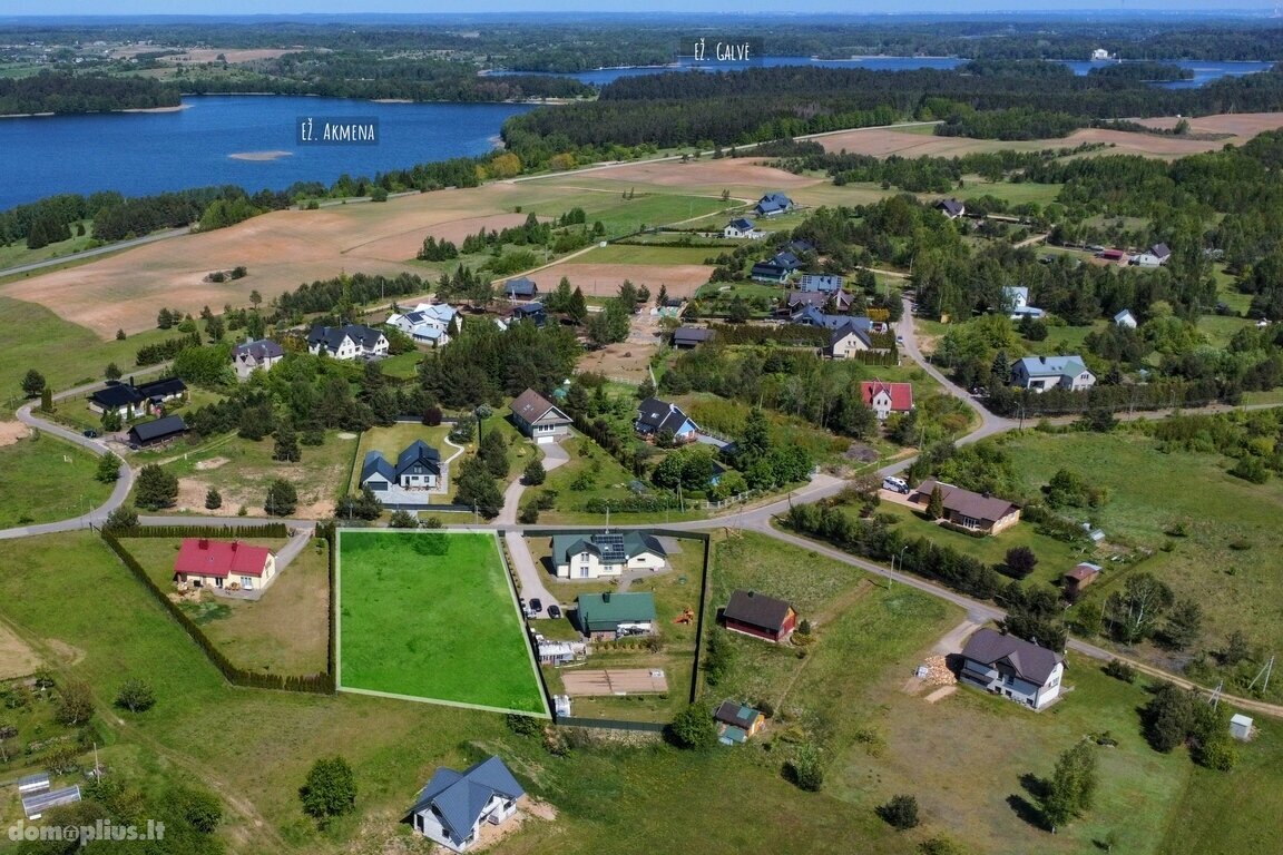 Parduodamas sklypas Trakų rajono sav., Jovariškėse
