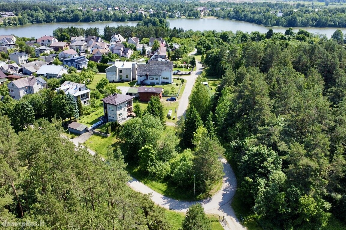 Участок Trakų rajono sav., Trakuose, S. Nėries g.