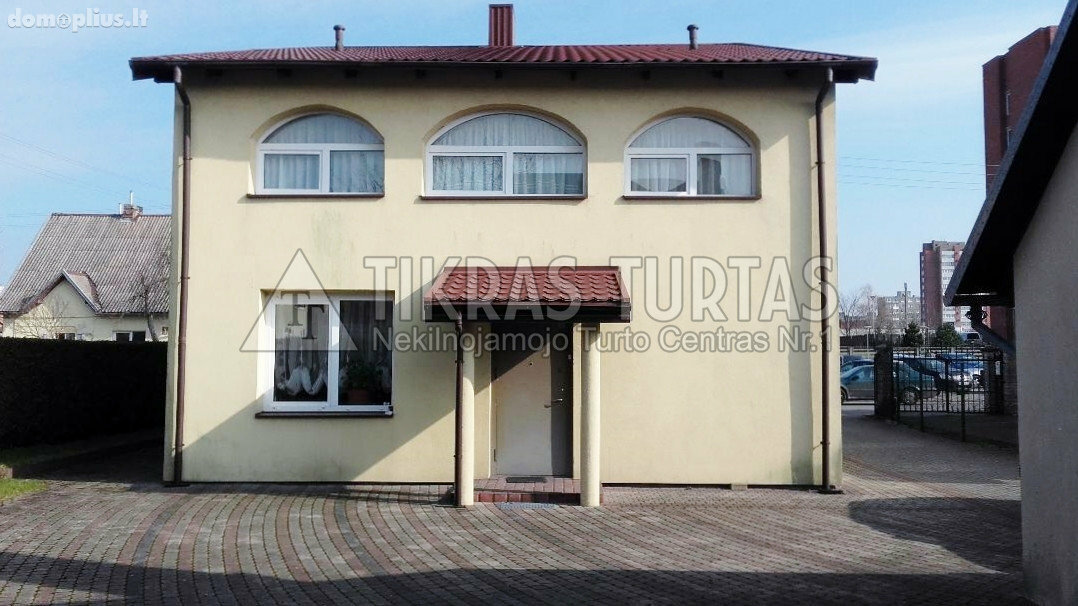 Parduodamas gyvenamasis namas Klaipėdoje, Poilsio, Šturmanų g.