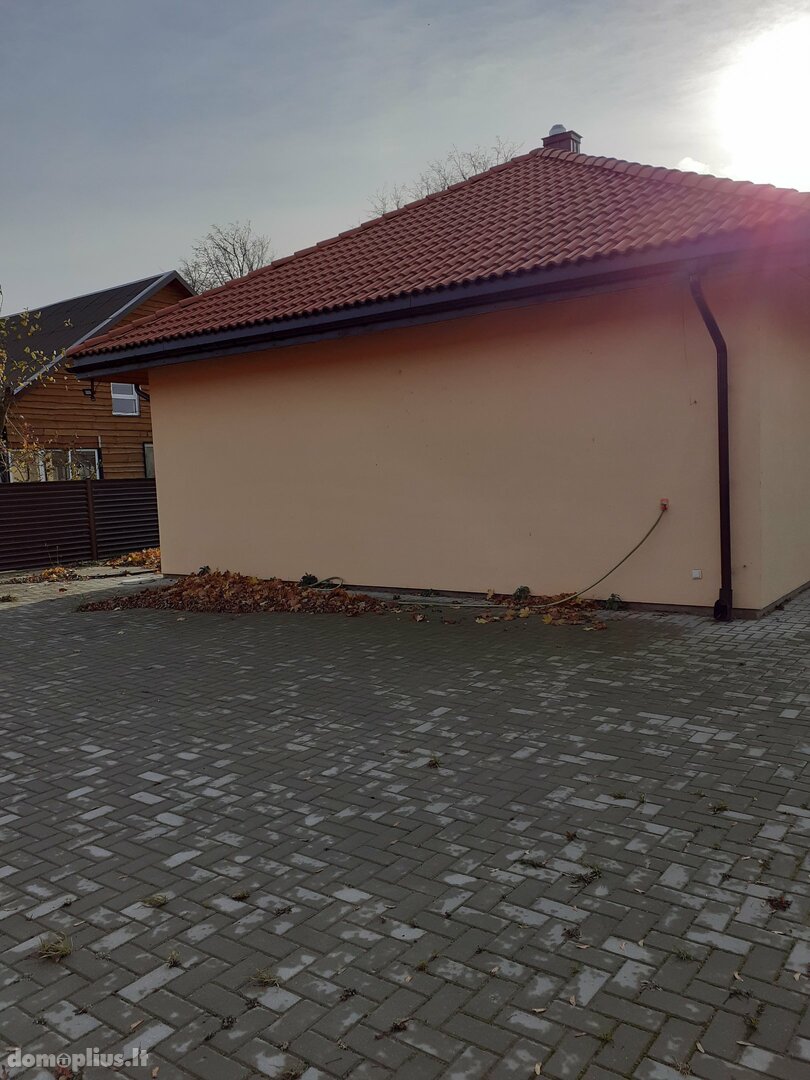 Gyvenamojo namo nuoma Pakruojo rajono sav., Bitaičiuose, Sereikių g.