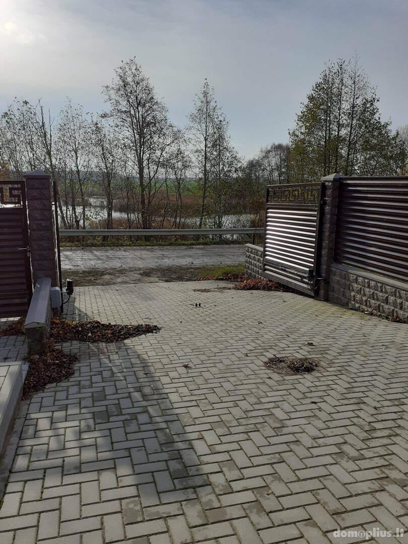 Gyvenamojo namo nuoma Pakruojo rajono sav., Bitaičiuose, Sereikių g.