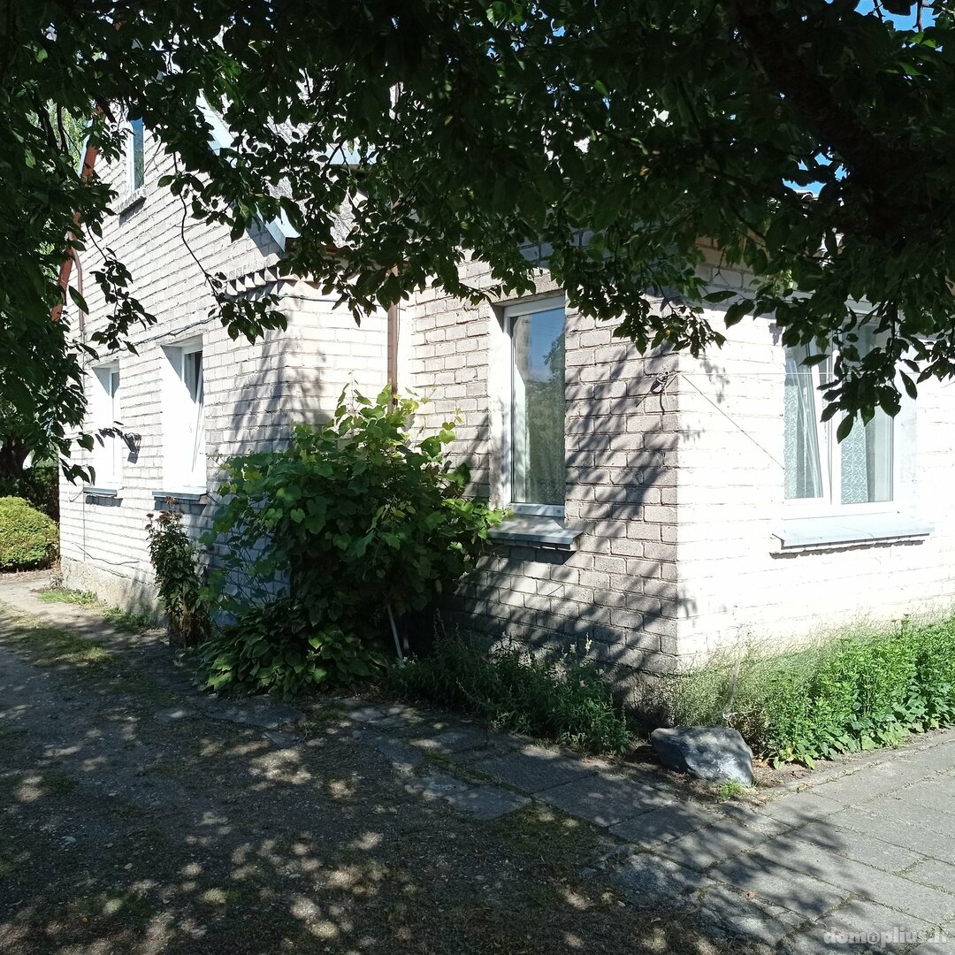 Parduodamas gyvenamasis namas Skuodo rajono sav., Lenkimuose