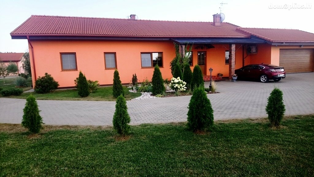 Продаётся дом Kretingos rajono sav., Jokūbave, Klaipėdos g.