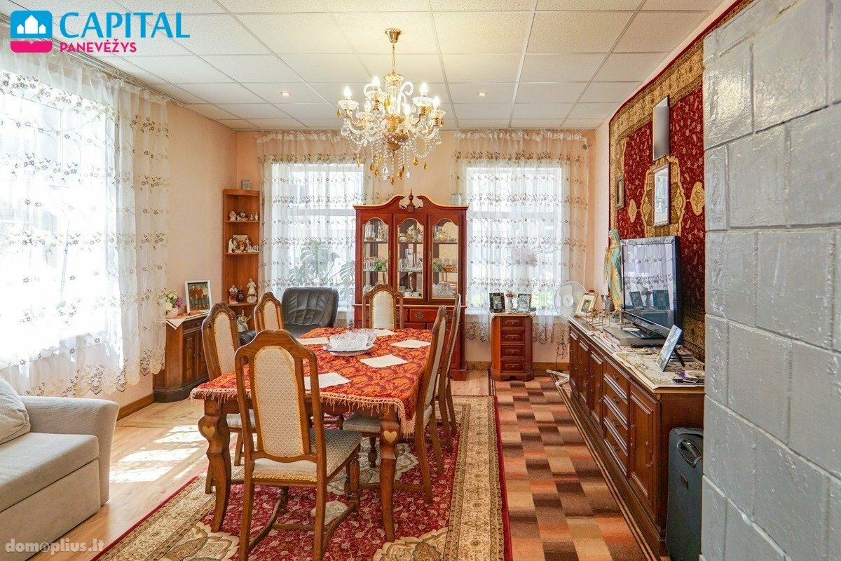 Parduodama gyvenamojo namo dalis Panevėžyje, Centre, Sodų g.