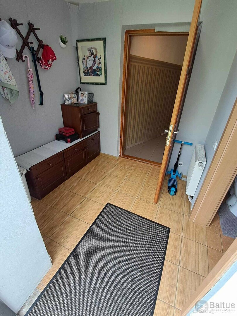 Parduodama gyvenamojo namo dalis Klaipėdos rajono sav., Gargžduose, Paupio g.
