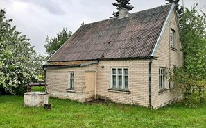 Дом Pakruojo rajono sav., Uniūnuose
