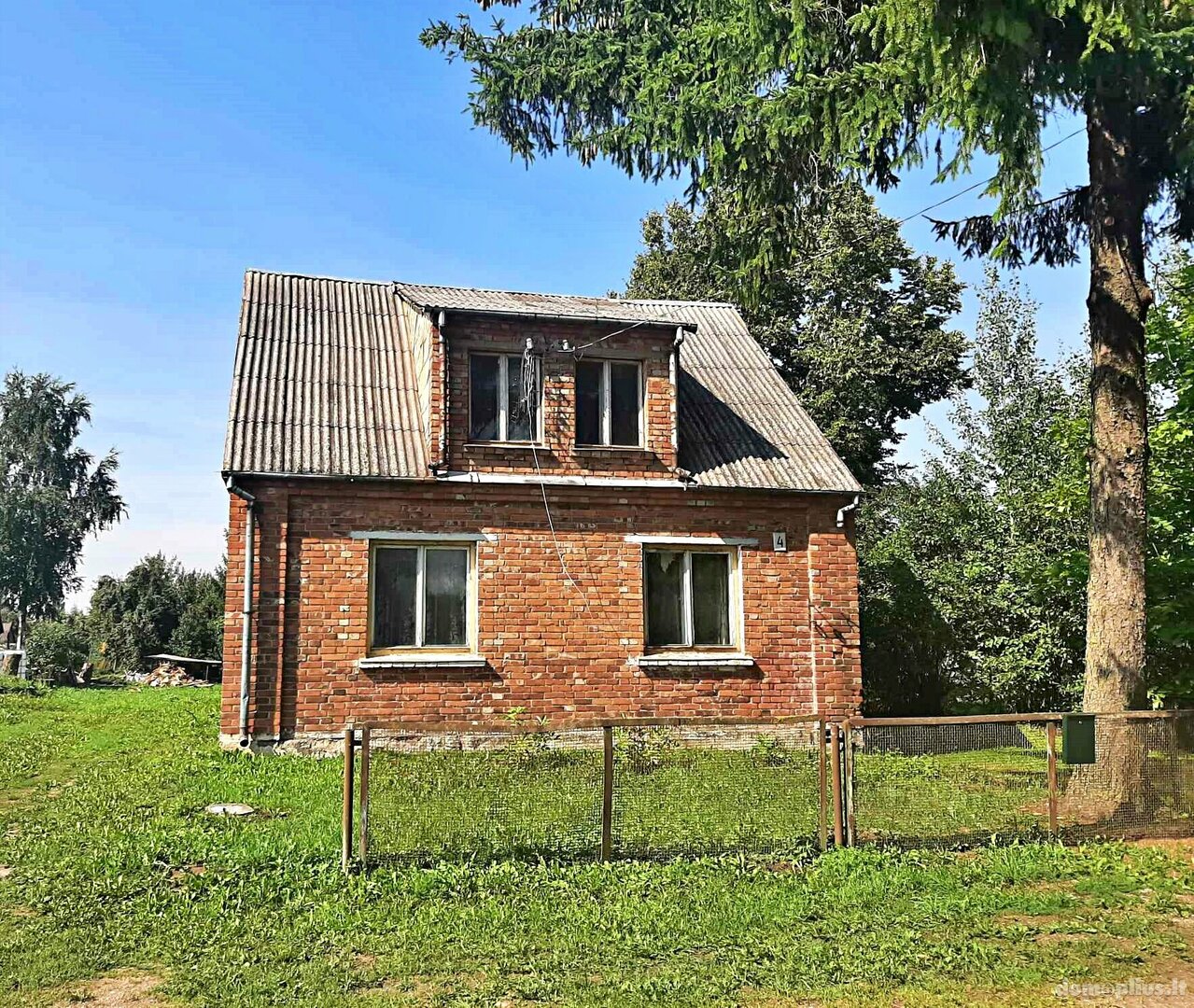 Продаётся дом Pasvalio rajono sav., Saločiuose, J. Basanavičiaus g.