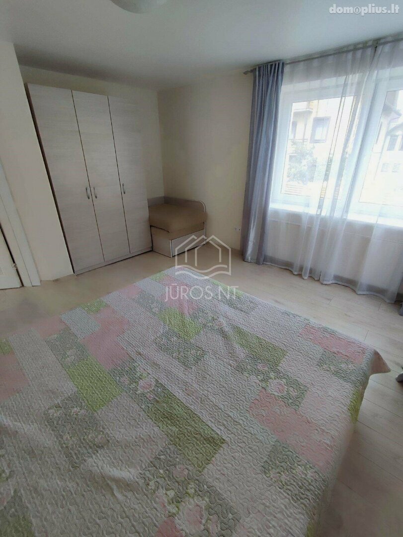 Parduodama gyvenamojo namo dalis Šventojoje, Medžiotojų g.