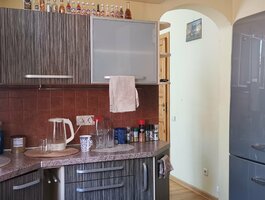 Parduodama gyvenamojo namo dalis Panevėžyje, Centre, Algirdo g.