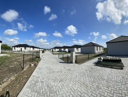 Parduodamas sublokuotas namas Klaipėdos rajono sav., Trušeliuose, Liepų g.