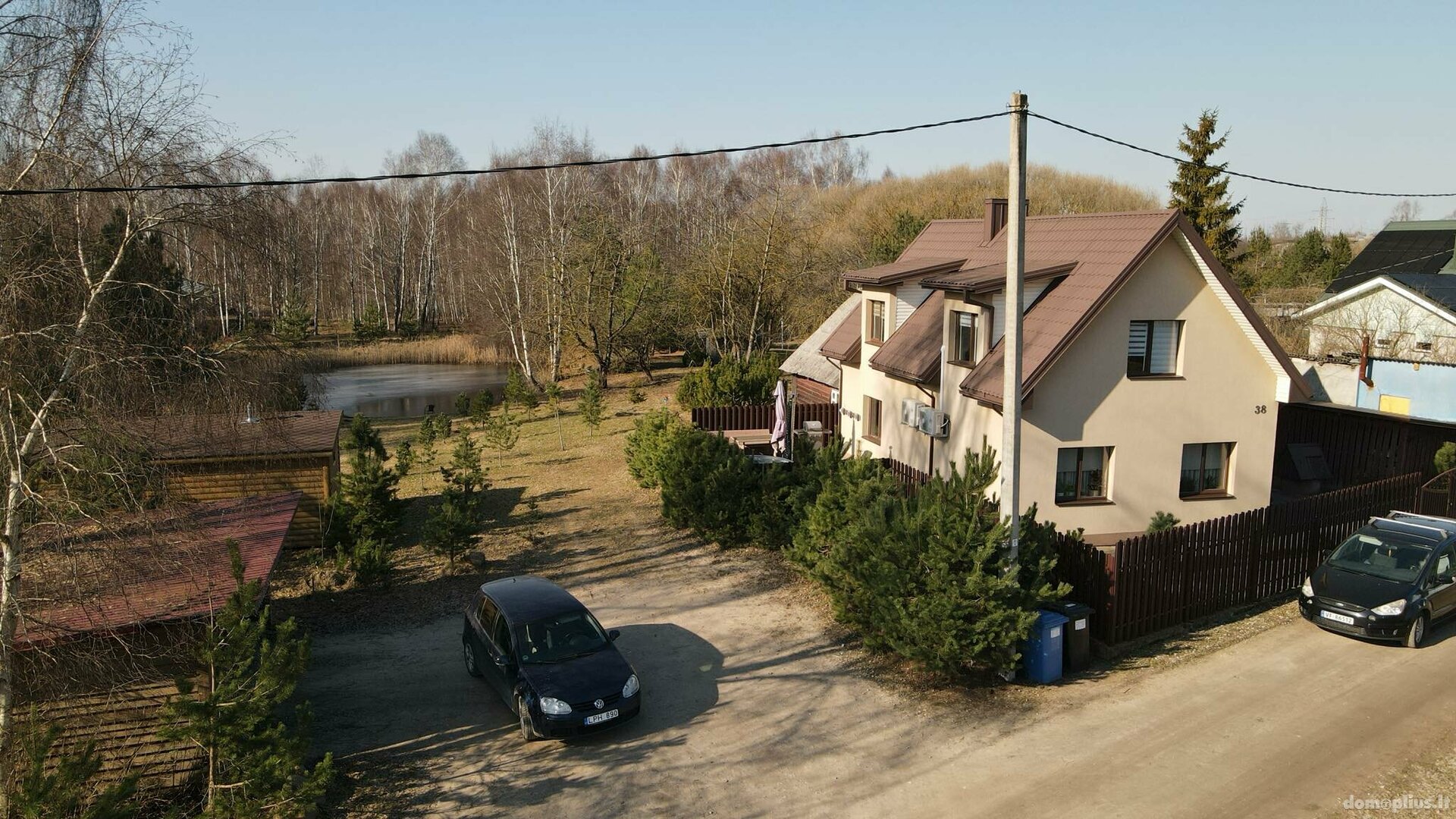 Parduodamas gyvenamasis namas Šiauliuose, Zokniuose, Radviliškio g.