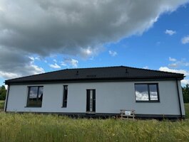 Gyvenamasis namas Plungės rajono sav., Gandingoje, Gandingos Piliakalnio g.