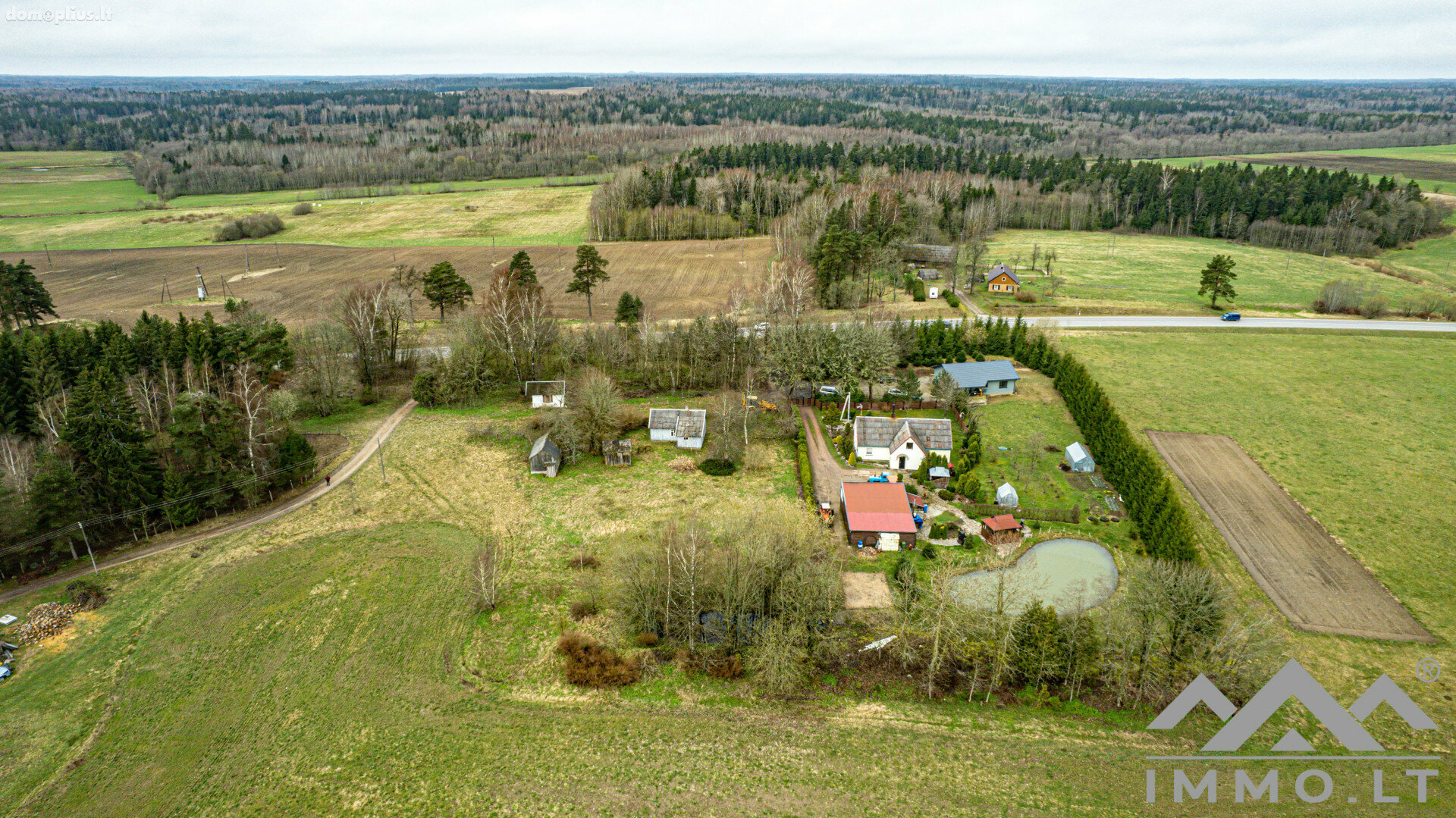 Parduodama sodyba Rietavo sav., Budrikiuose, Plungės g.