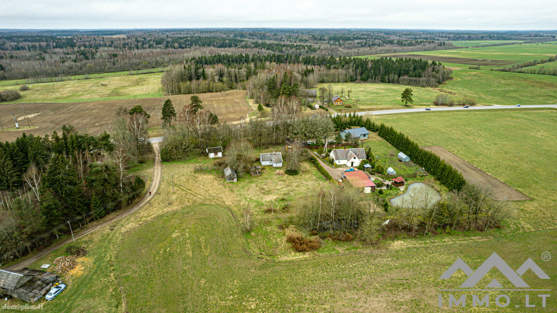 Parduodama sodyba Rietavo sav., Budrikiuose, Plungės g.