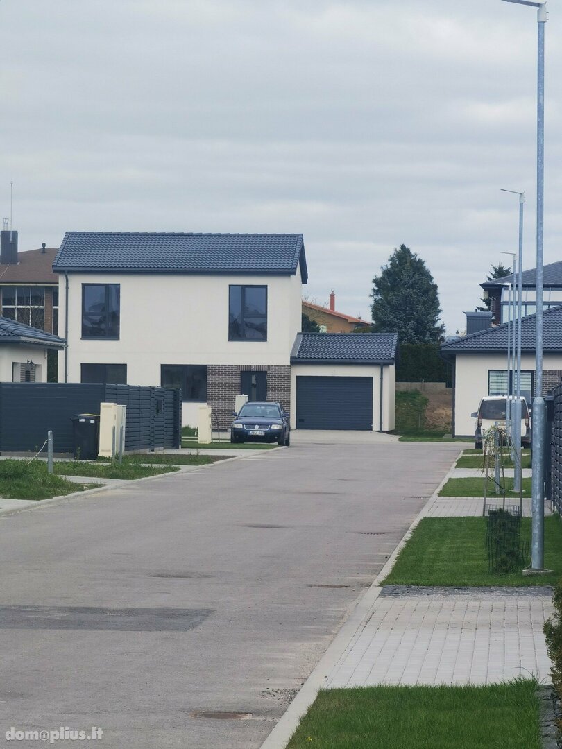 Semi-detached house for sale Klaipėdos rajono sav., Jakuose, Bičių g.
