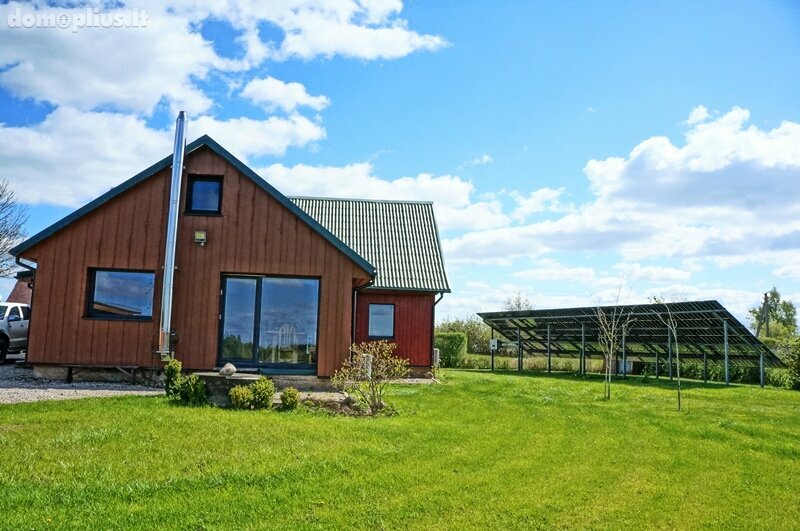 Homestead for sale Švenčionių rajono sav., Lazdiniuose, Ežero g.