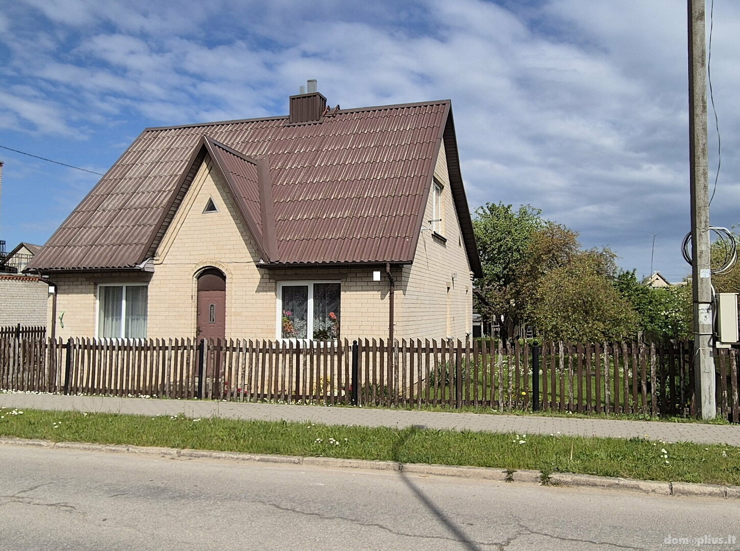 House for sale Akmenės rajono sav., Naujoji Akmenė, Taikos g.