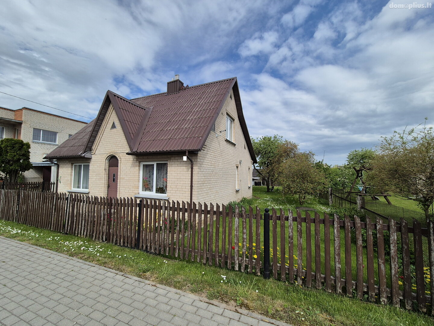 Продаётся дом Akmenės rajono sav., Naujoji Akmenė, Taikos g.