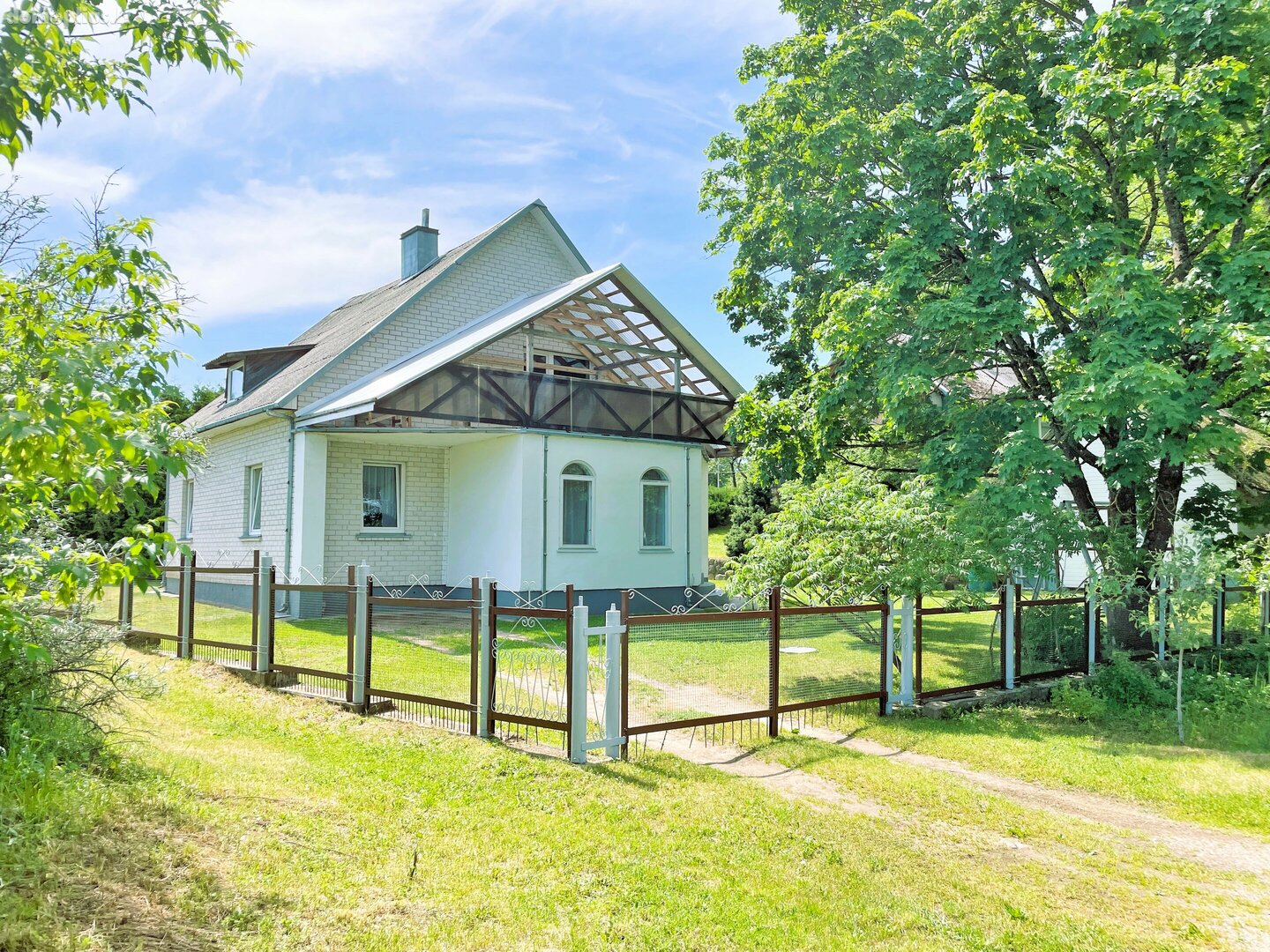 Parduodamas gyvenamasis namas Trakų rajono sav., Kariotiškėse, Kariotiškių g.