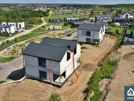 Parduodama gyvenamojo namo dalis Vilniuje, Paneriuose, Kaimynų g.