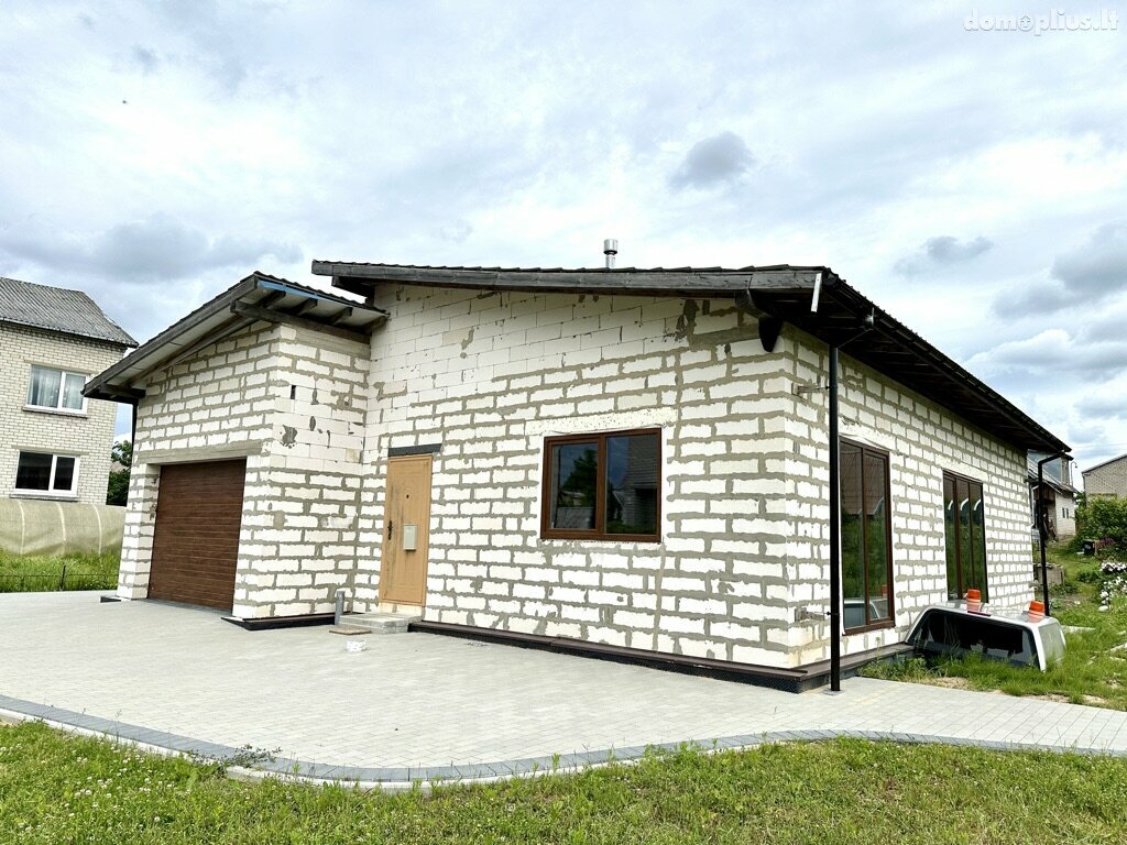 Parduodamas gyvenamasis namas Telšių rajono sav., Telšiuose, Uosių g.