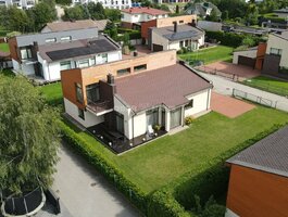 Gyvenamasis namas Vilniuje, Kalnėnuose