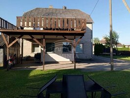 Gyvenamojo namo dalis Kretingos rajono sav., Kretingoje