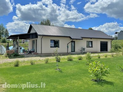 Parduodamas gyvenamasis namas Trakų rajono sav., Dėdeliškėse