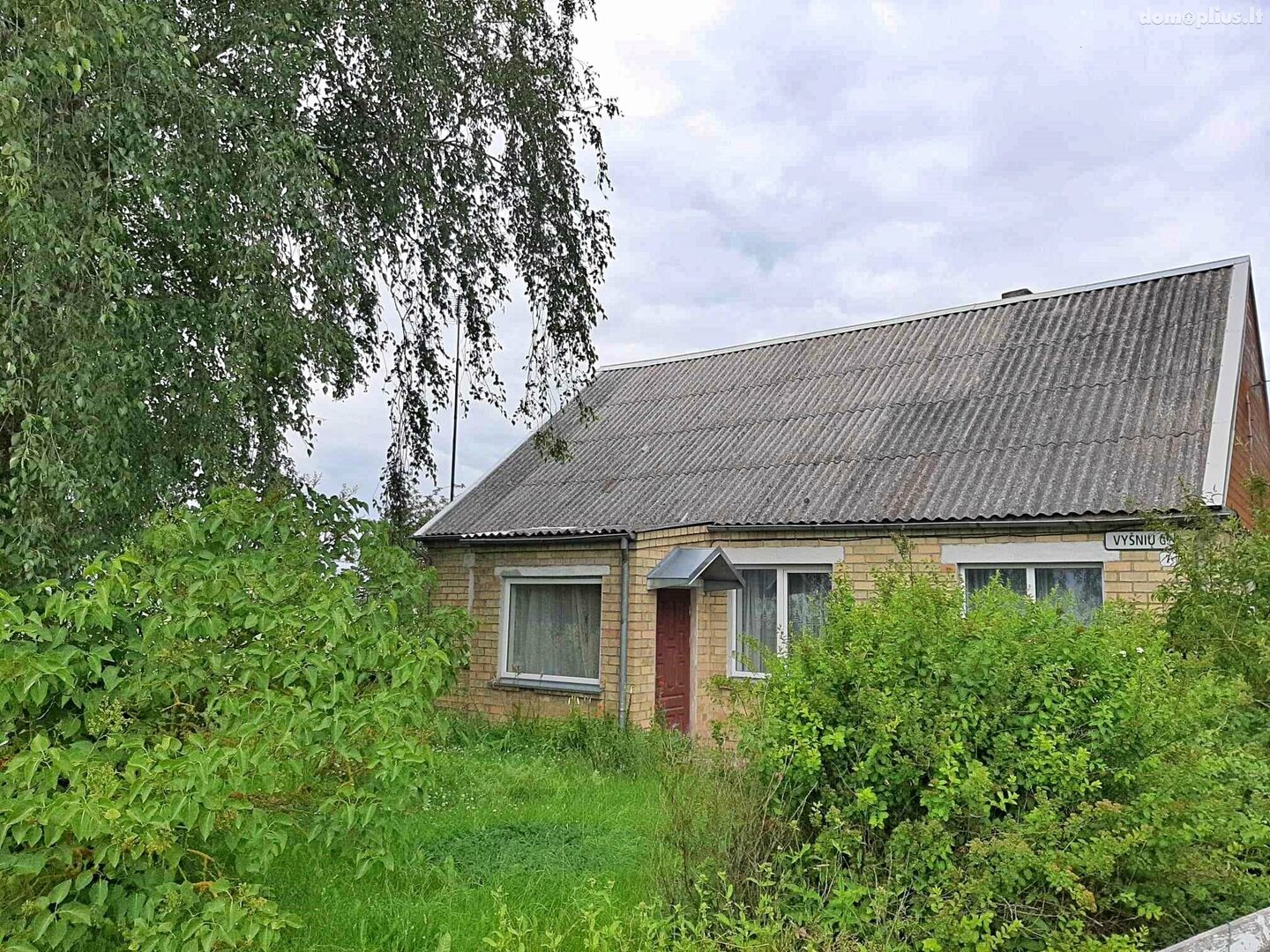 Parduodamas gyvenamasis namas Joniškio rajono sav., Alsiuose, Vyšnių g.
