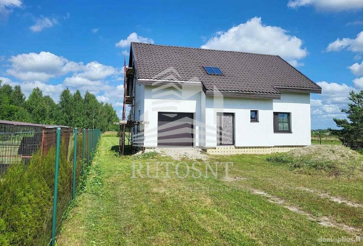 Parduodamas gyvenamasis namas Klaipėdos rajono sav., Birbinčiuose