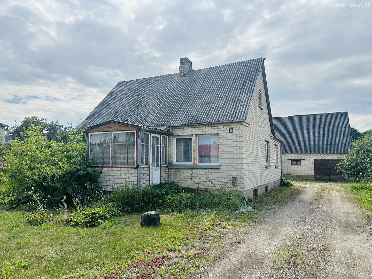 Parduodamas gyvenamasis namas Radviliškio rajono sav., Šeduvoje, Kėdainių g.