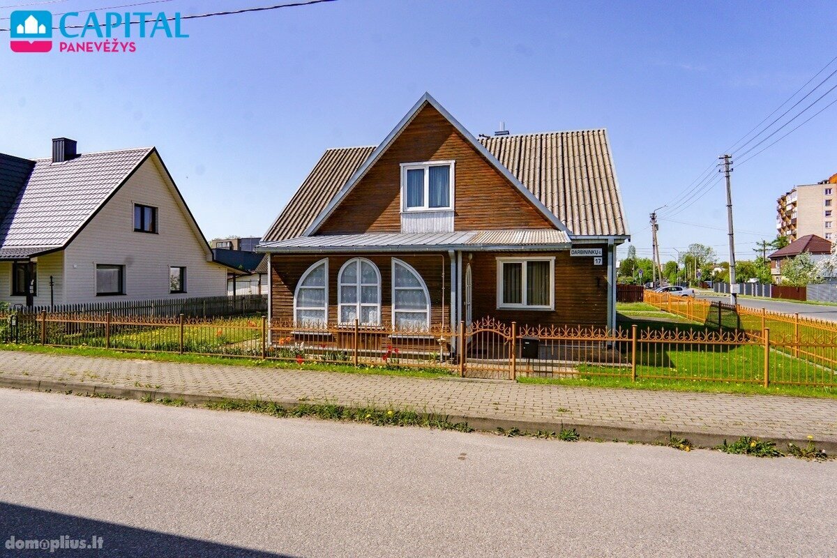 Parduodamas gyvenamasis namas Panevėžyje, Centre, Darbininkų g.