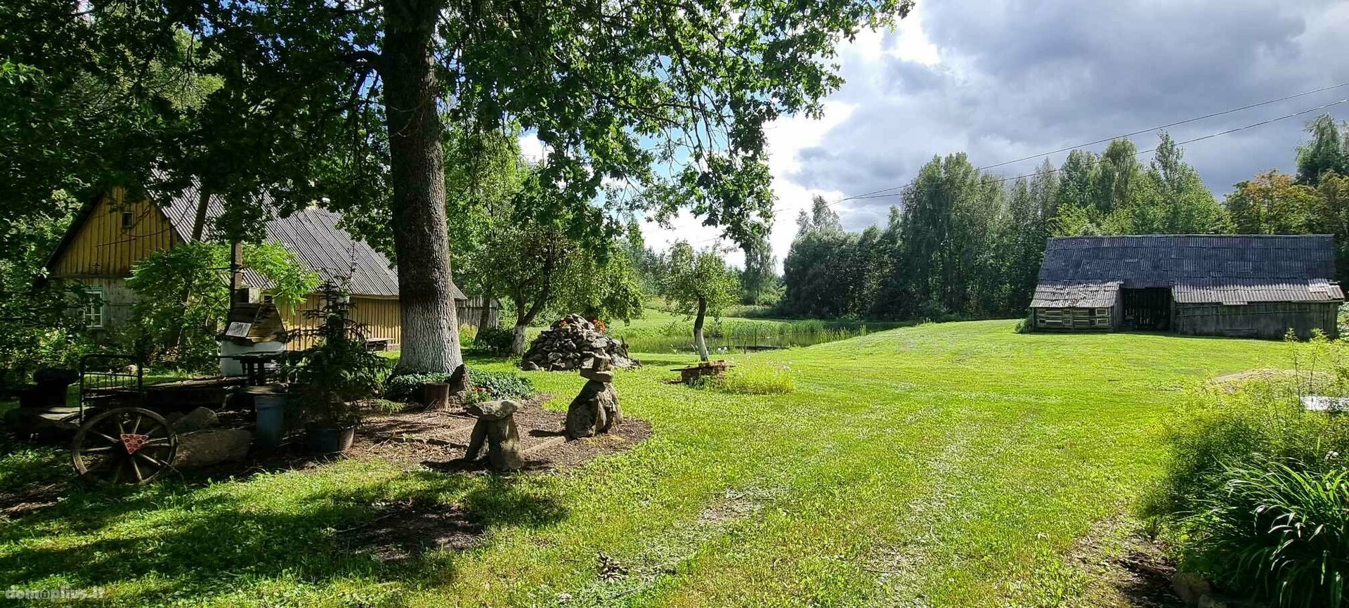 Parduodama sodyba Kelmės rajono sav., Skulbiškiuose