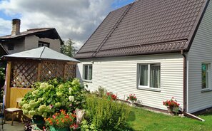 Gyvenamasis namas Biržų rajono sav., Biržuose, P. Jakubėno g.