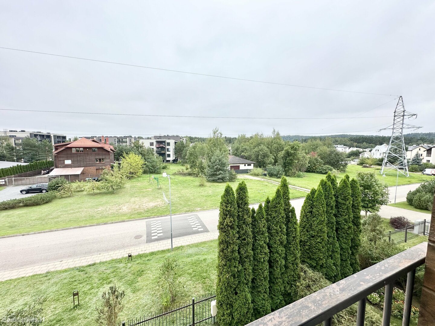 Gyvenamojo namo nuoma Vilniuje, Lazdynėliuose, Vakaro g.