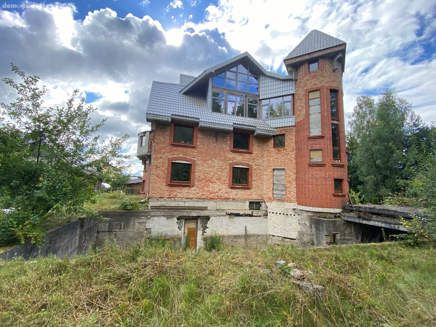 Parduodamas gyvenamasis namas Druskininkų sav., Druskininkuose, Veisiejų g.